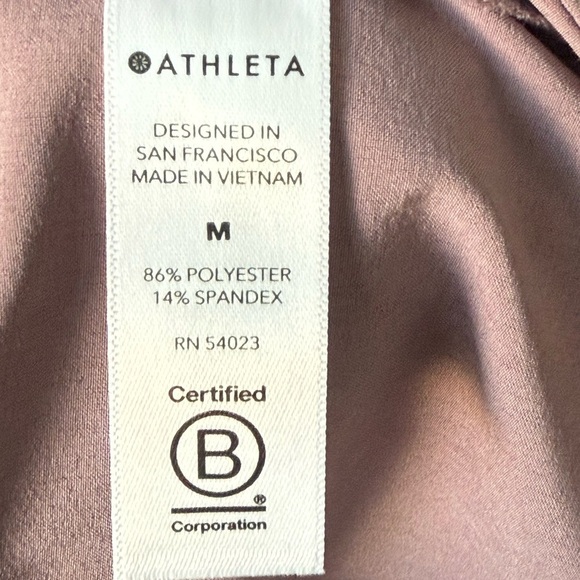 Athleta Boulevard Mauve V-Neck Short Sleeve Tee - Picture 4 of 6